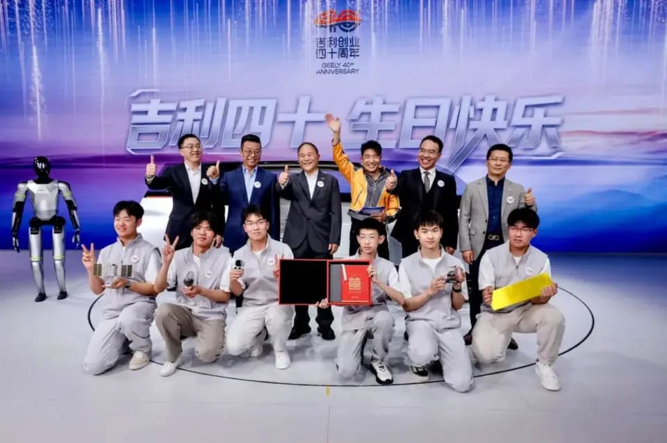 输文字，出实物，销海外！河南这名高中生把AI玩出“国际范”