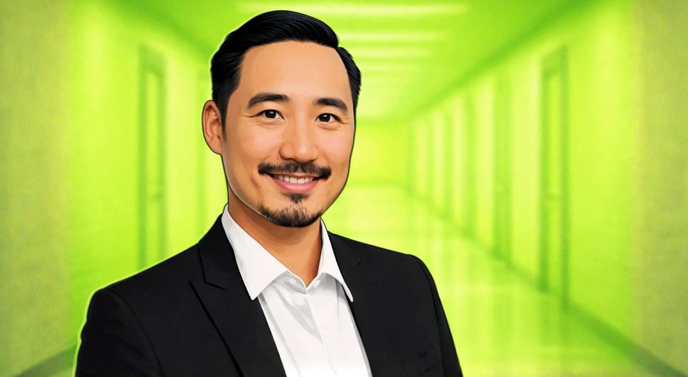 放弃42万美元年薪，八个月后他的AI产品组合月入3万美元